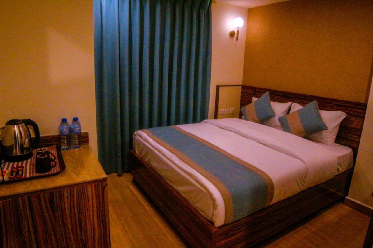 ِafnan Hotel 아카바 외부 사진